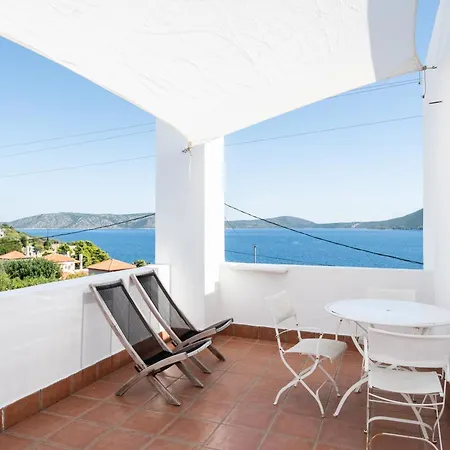 펜션 Elea Steni Vala Alonissos